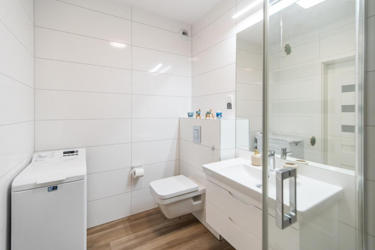 Apartamenty Fenomen - Baltic, Nadmorskie Tarasy, Free Parking, Swimming Pool, Sauna And Other! Kolobrzeg Ngoại thất bức ảnh